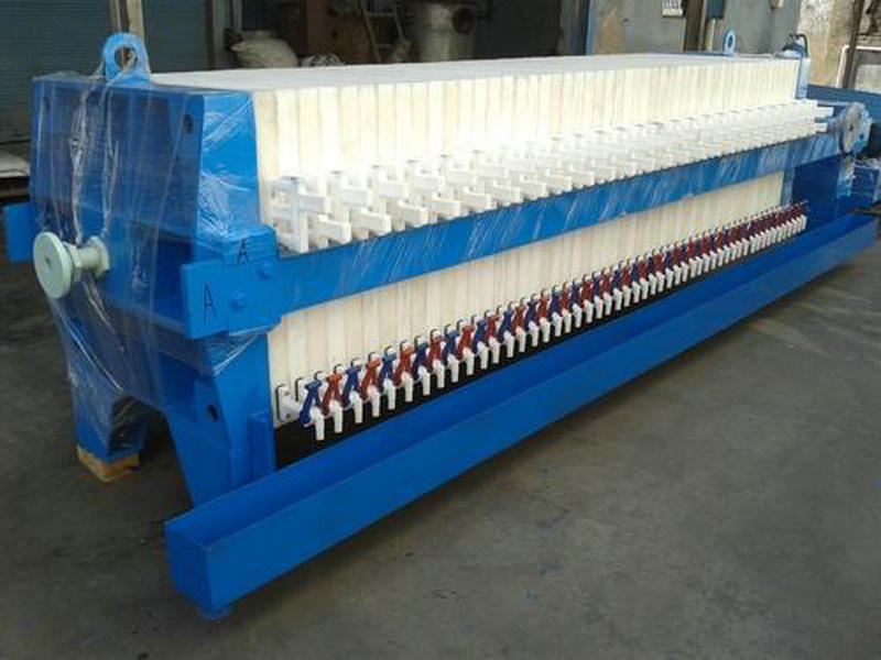 Máquina de prensa de filtro de cámara hidráulica automática